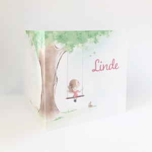 geboortekaartje Linde - meisje met boom en schommel
